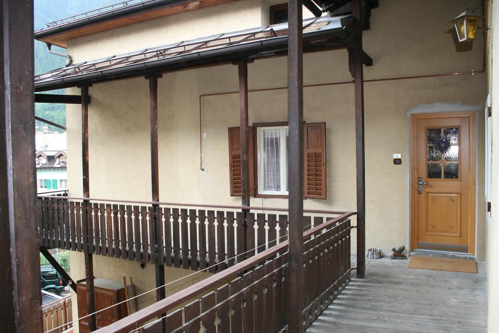 Ferienwohnung Casa Basilio Predazzo Zimmer foto